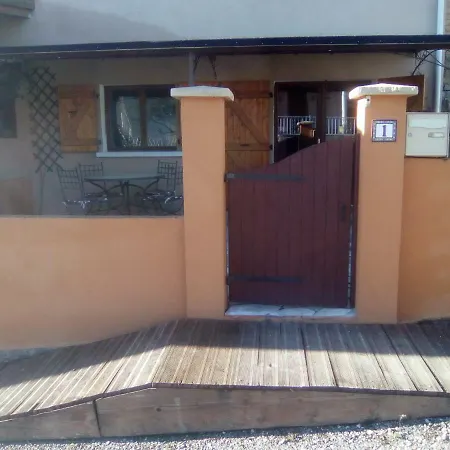 Le Refuge Apartman *